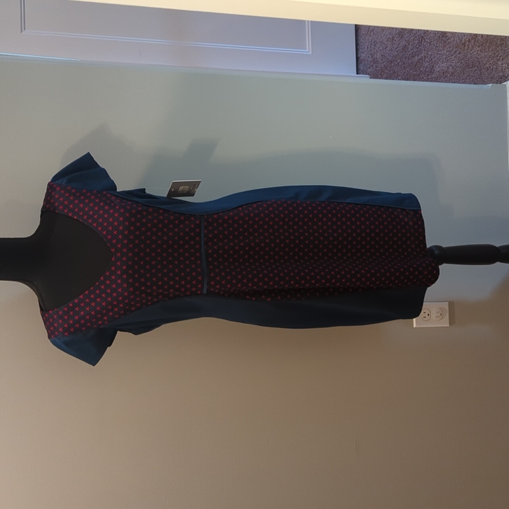 Beautiful Teal dress with red geometric arrow pattern